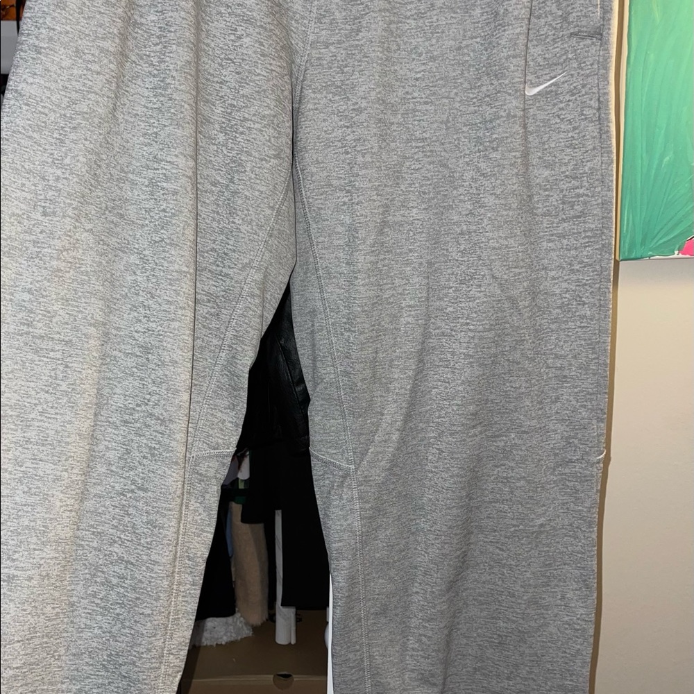 NIKE Therma-Fit Sweatpants